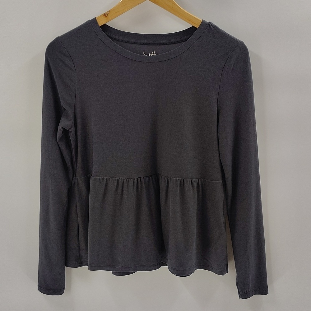 Sweet Tea’s by Pink Rose Babydoll Top Size Medium Gray Stretch Long Sleeve